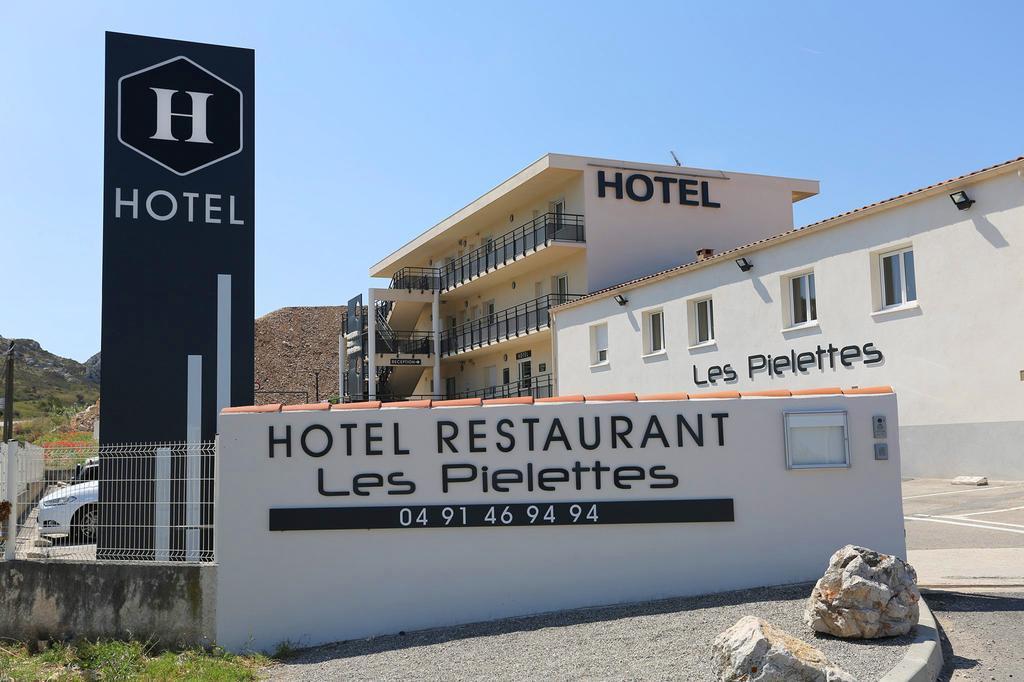 Hotel Restaurant Les Pielettes Le Rove Eksteriør billede