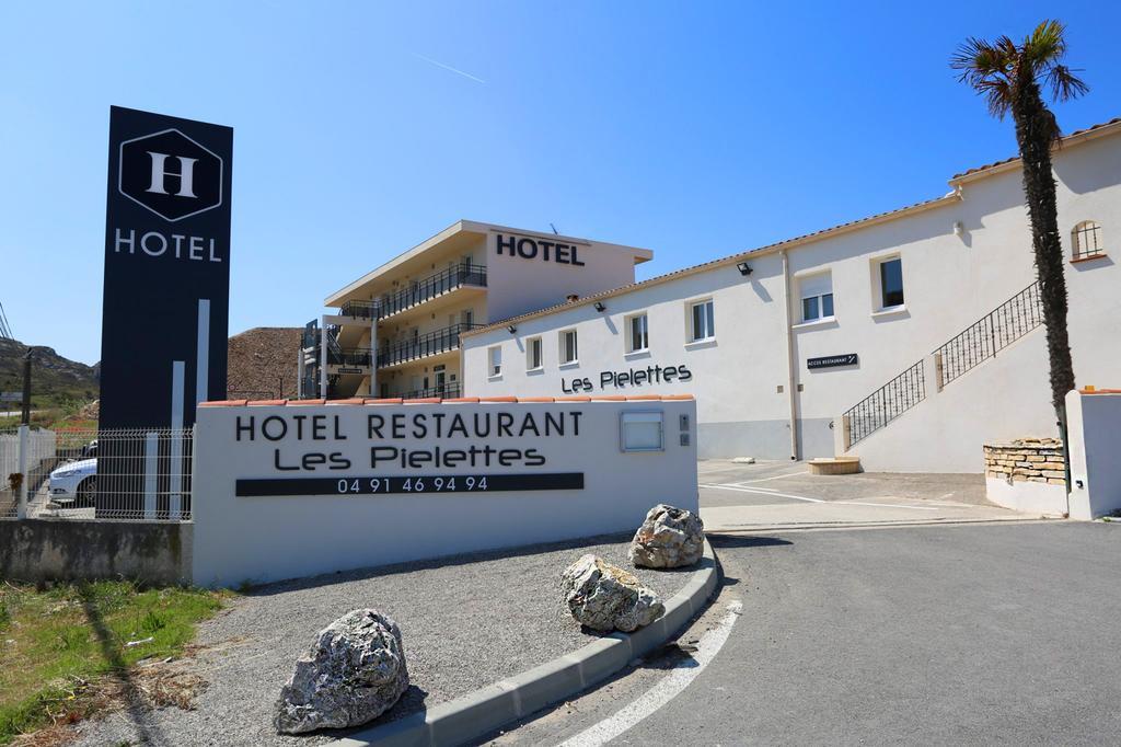 Hotel Restaurant Les Pielettes Le Rove Eksteriør billede